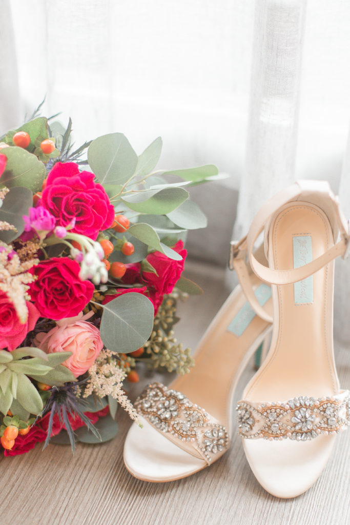 wedding shoes photography betsey johnson and pink flowers bouqet