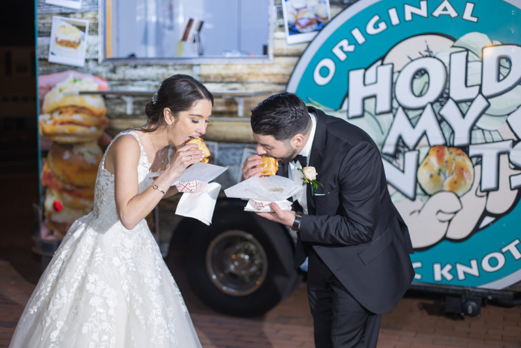 hold my knots new jersey food truck wedding photography