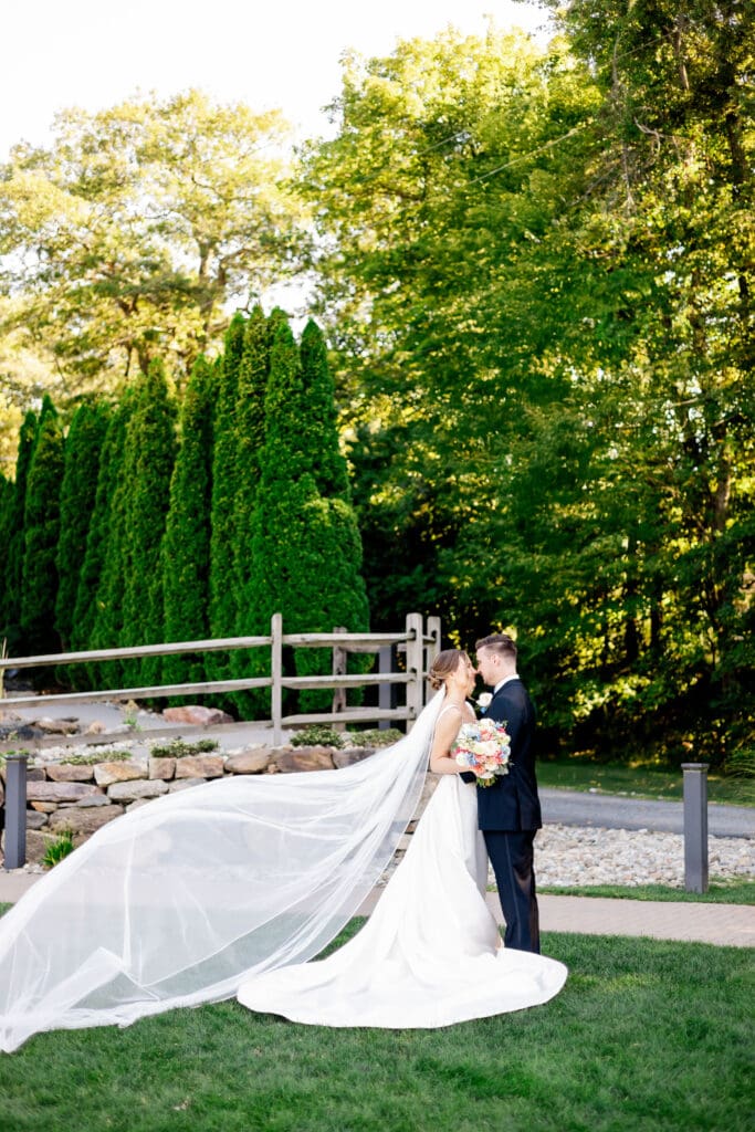 rock island lake club wedding photography by new jersey wedding photographers