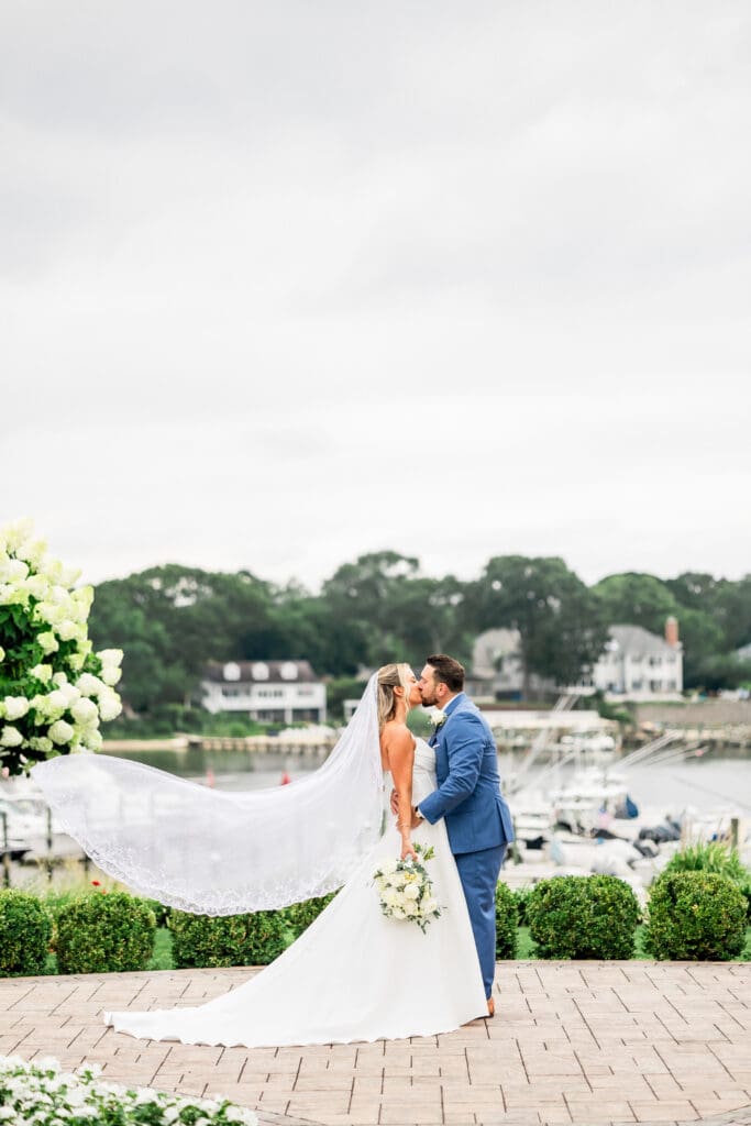 crystal point yacht club wedding photography
