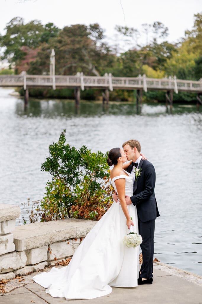 crystal point yacht club wedding photography